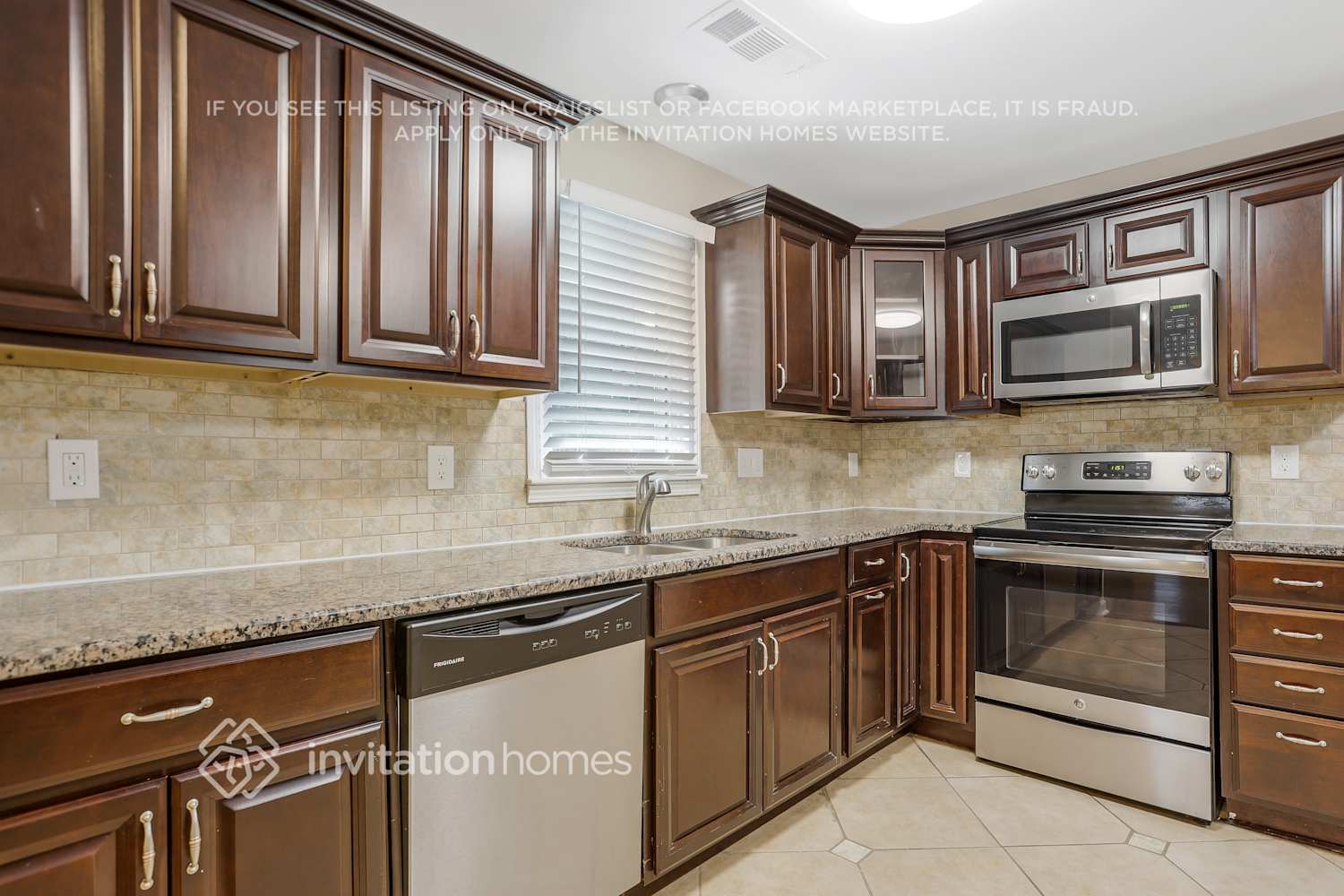 Building Photo - 3031 Remington St