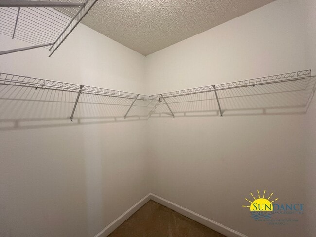 Building Photo - Spacious 3-Bedroom Retreat with New Kitchen Appliances!