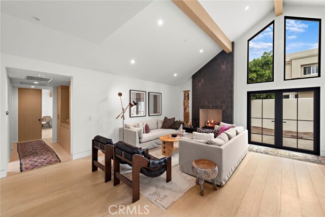 Building Photo - 3821 Calle De Las Focas