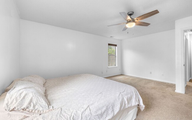 Building Photo - 3 Bedroom Ranch
