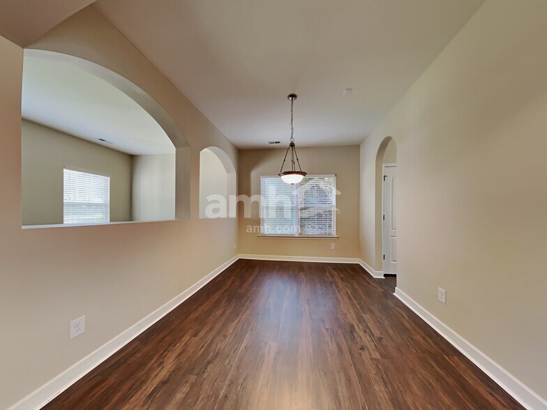 Building Photo - 4435 Clymer Ct