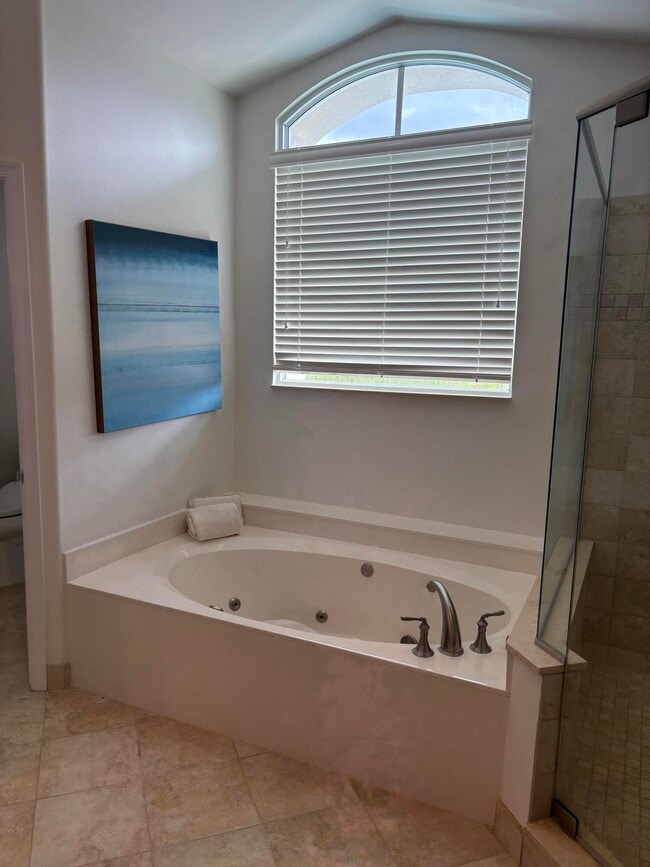 Building Photo - 927 Augusta Pointe Dr