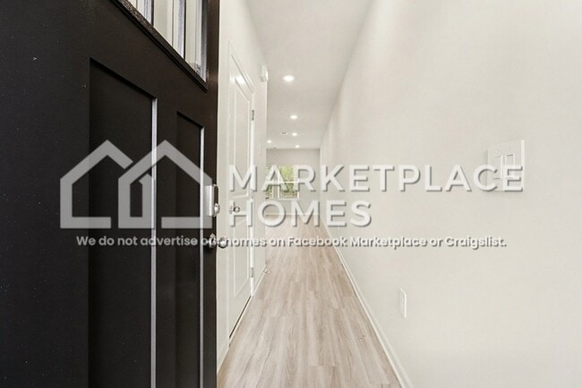 Building Photo - 2101 Avalon Rdg