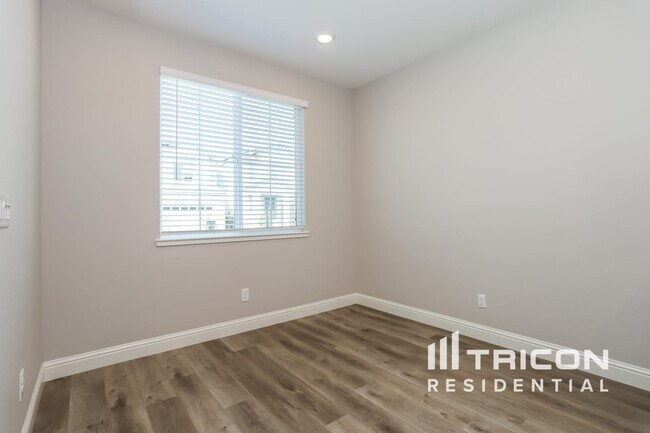 Building Photo - 2659 Miller Run Ln