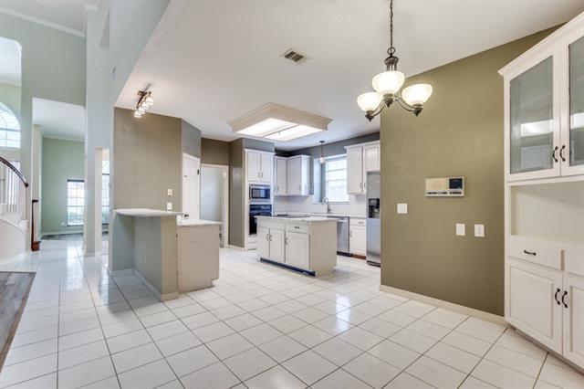 Building Photo - 2212 Grinelle Dr