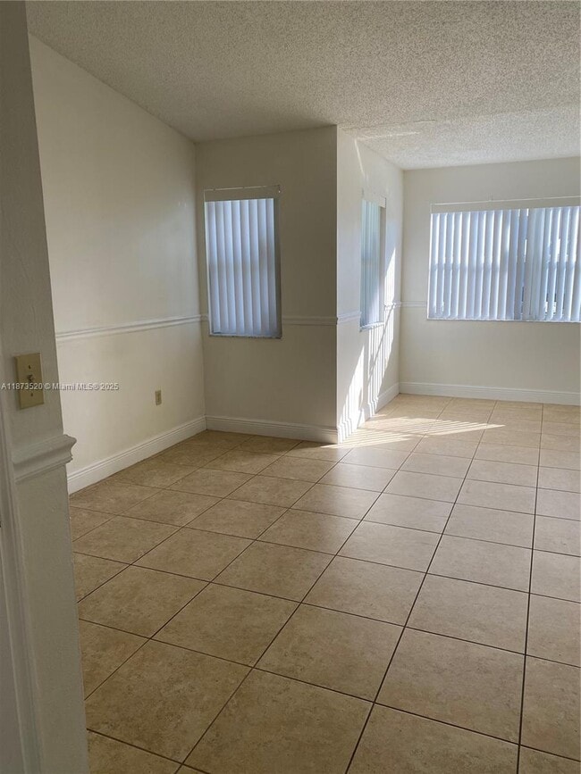 Building Photo - 17440 NW 67th Ct