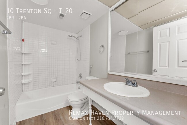 Building Photo - 10 Trenton Square