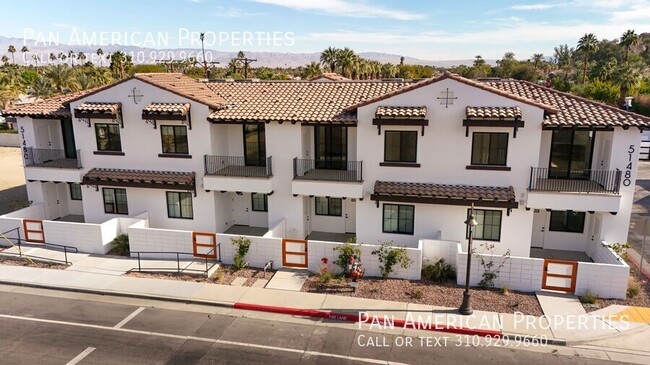 Building Photo - 51520 Desert Club Dr