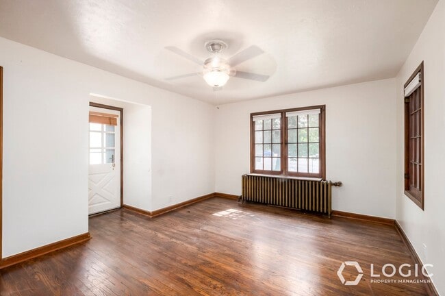 Building Photo - 1309 E 400 S