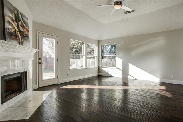Building Photo - 3708 Villanova Dr