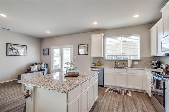 Building Photo - 9024 HUXLEY Dr