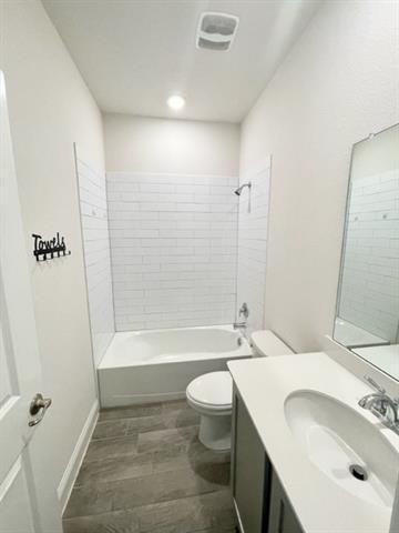 Building Photo - 11000 Glover Ln