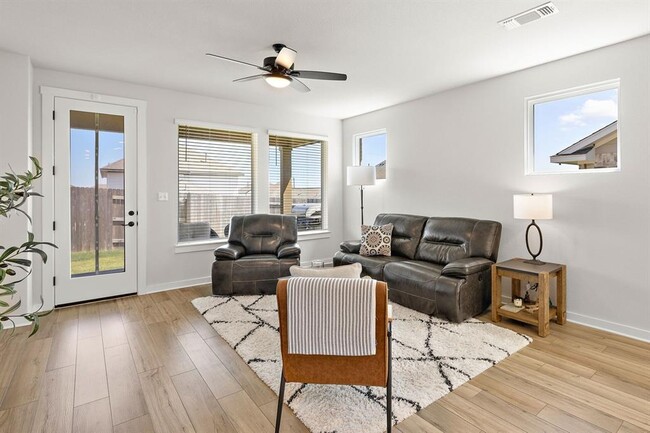 Building Photo - 6410 Mallord Brook Bend