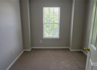 Building Photo - 16213 Peachmont Dr