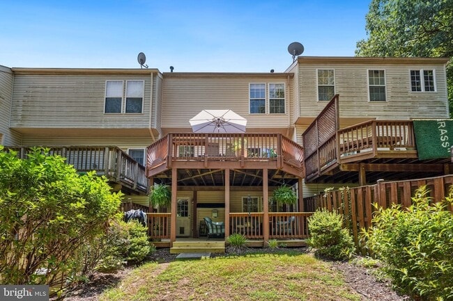 Building Photo - 2610 Grayton Ln