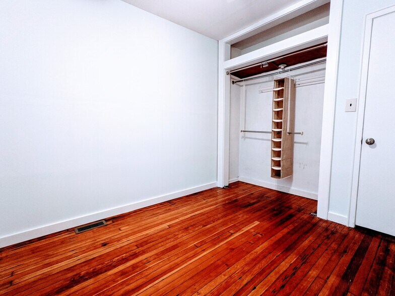 Bedroom 1 - 336 Jefferson Ave