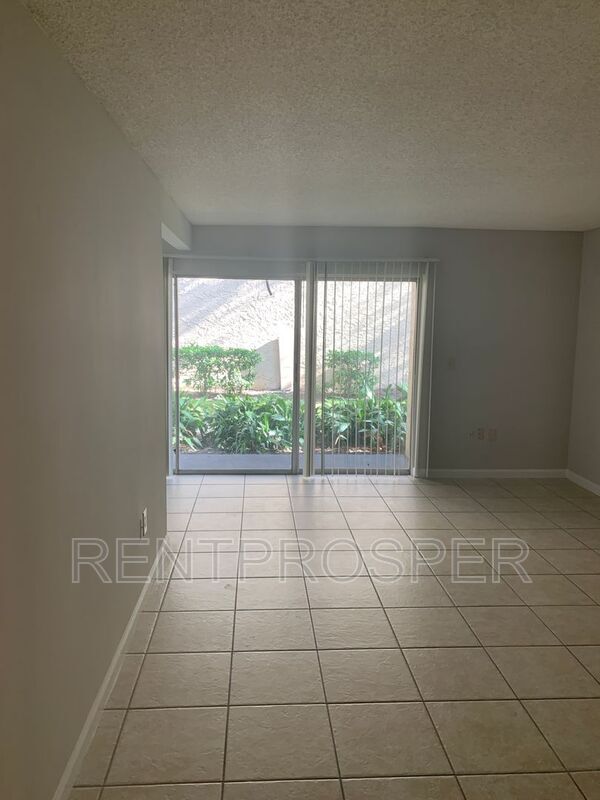 Building Photo - 4267 S Semoran Blvd