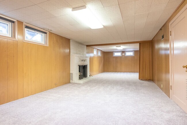Building Photo - 7222-7224-7224 NE Tillamook St
