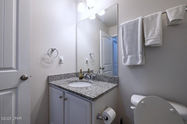 Building Photo - 1882 Pointe Dr