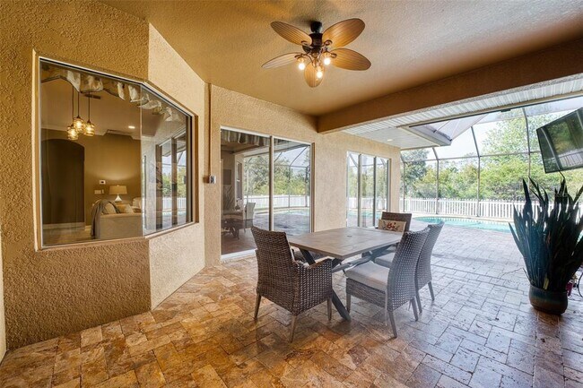 Building Photo - 10513 Palm Cove Ave