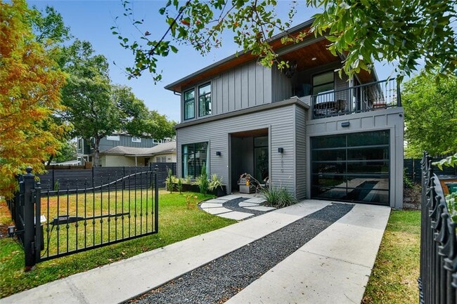 Building Photo - 7810 Hardy Dr