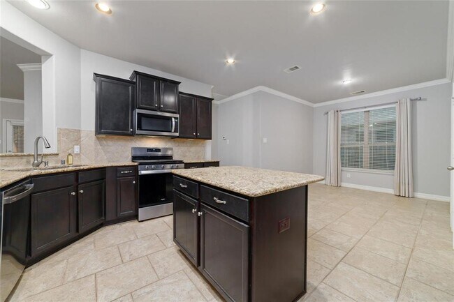 Building Photo - 21606 Hansom Dr