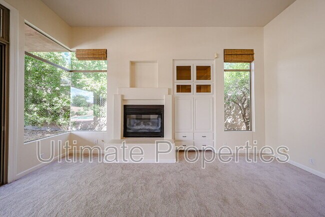 Building Photo - 11050 E Verbena Ln