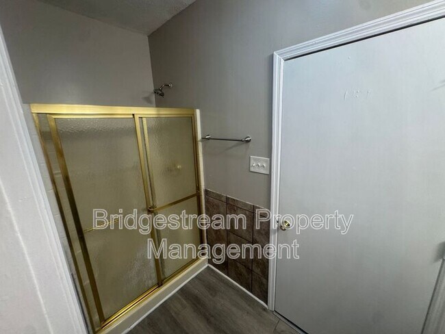 Building Photo - 61 S Torrence St