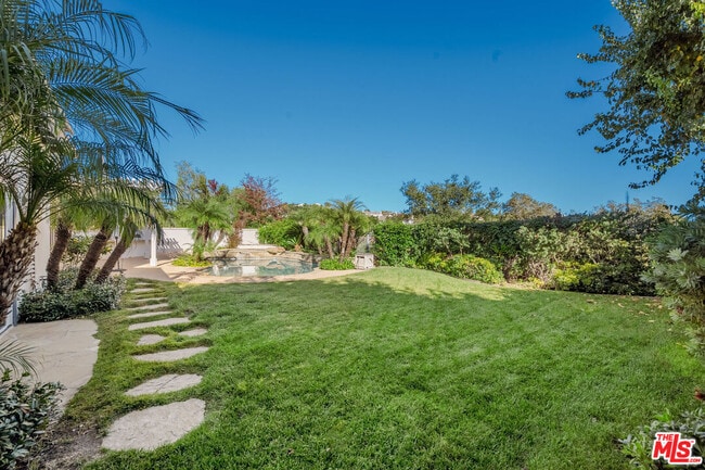 Building Photo - 4110 Prado De Los Zorros