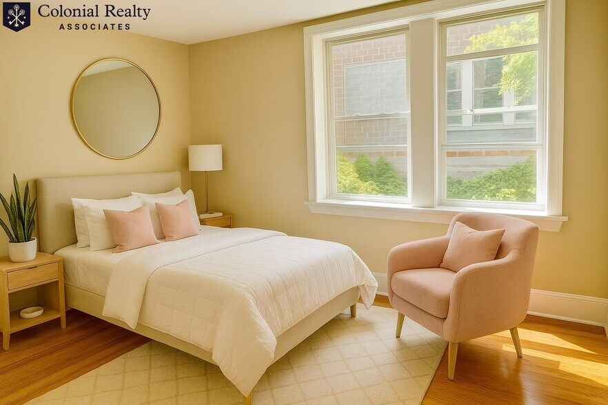 Building Photo - 72 Egmont St