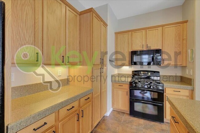Building Photo - 9448 Syrah Ct