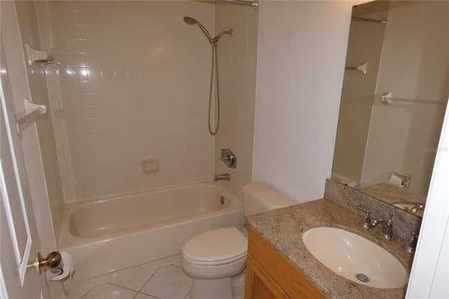 Building Photo - 617 Segovia Ct NE