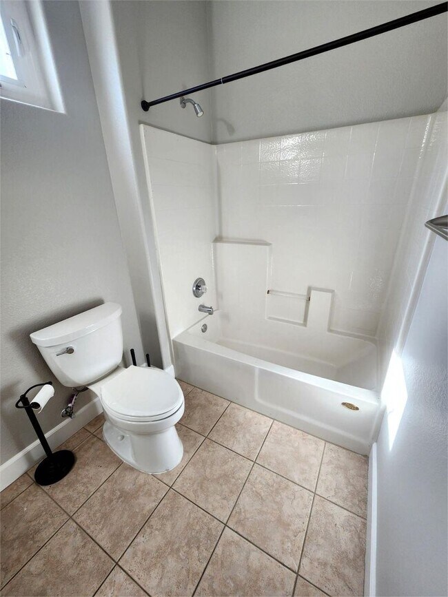 Building Photo - Spacious, Upgraded Single-Story Home in Su...