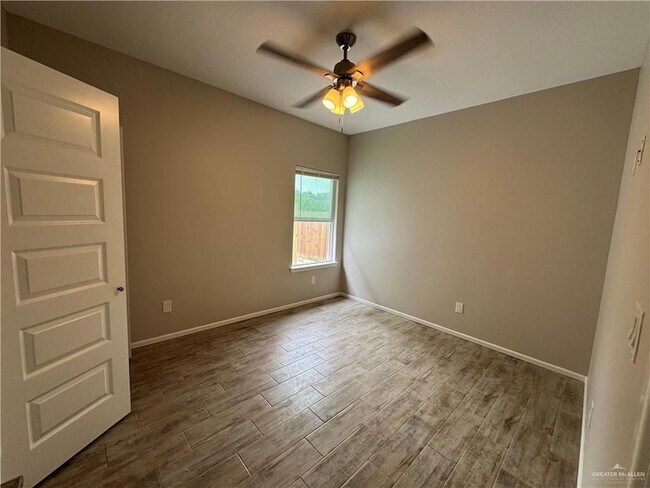 Building Photo - 1200 W Sucre Dr
