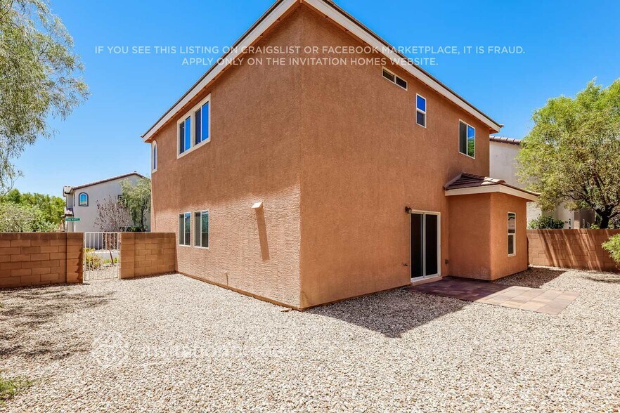 Building Photo - 8642 Clay Bluff Ave