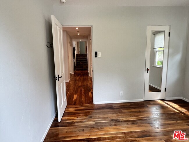 Building Photo - 390 N Baldwin Ave