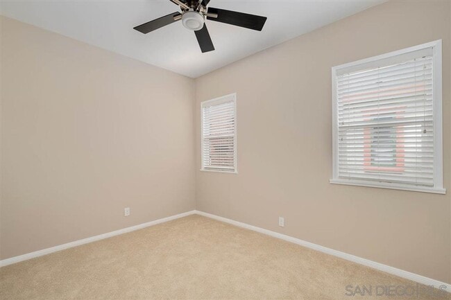 Building Photo - !!!CHARMING 4 BED 1 BATH HOME, DETACHED GA...