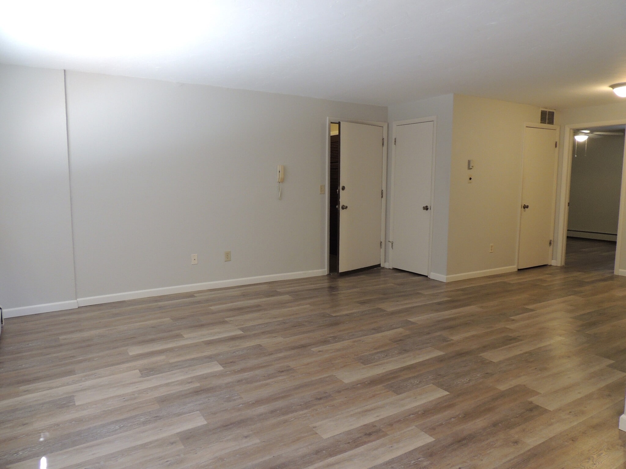Building Photo - 1140 Walnut Ave