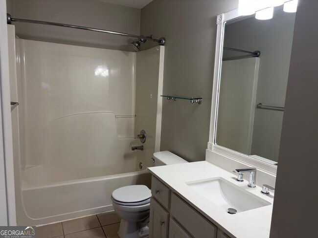 Building Photo - 1105 Trumpet Vine Ct SE