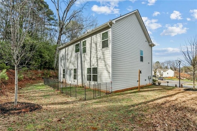 Building Photo - 2099 Easterwood Ct.