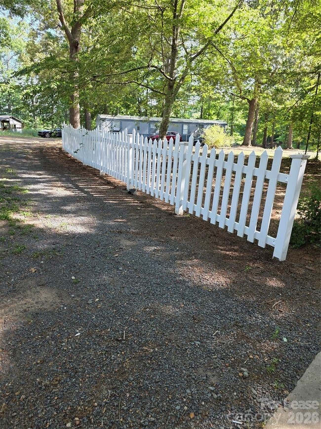 Building Photo - 5710 Unionville Rd