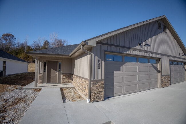 Building Photo - 836 El Dorado Dr