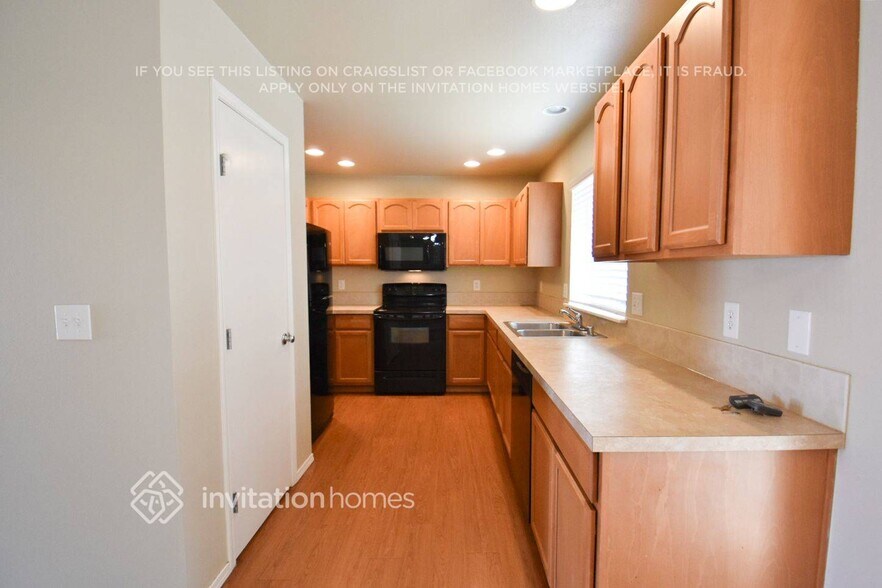 Building Photo - 15911 67th Ave Ct E