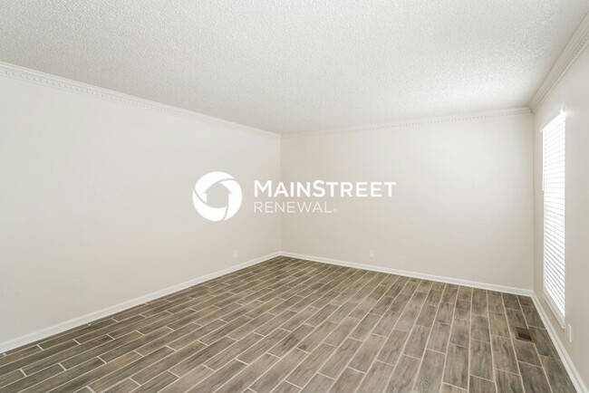 Building Photo - 3804 Hillshire Dr