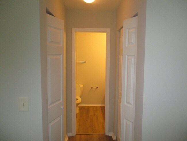 Building Photo - 157 Olde Towne Way