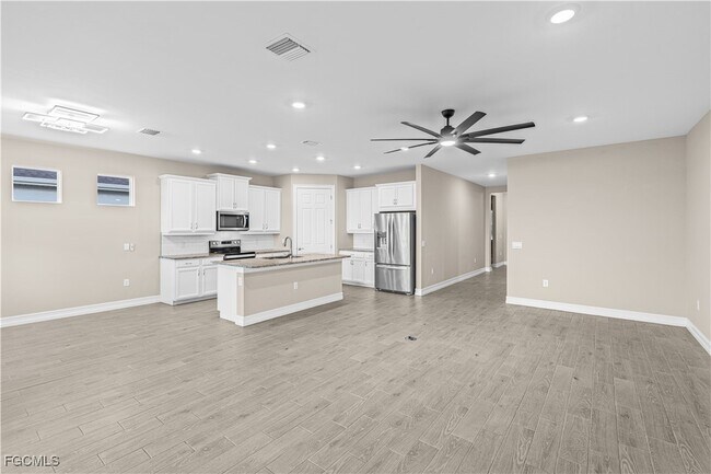 Building Photo - 879 Stonewater Lk Ter
