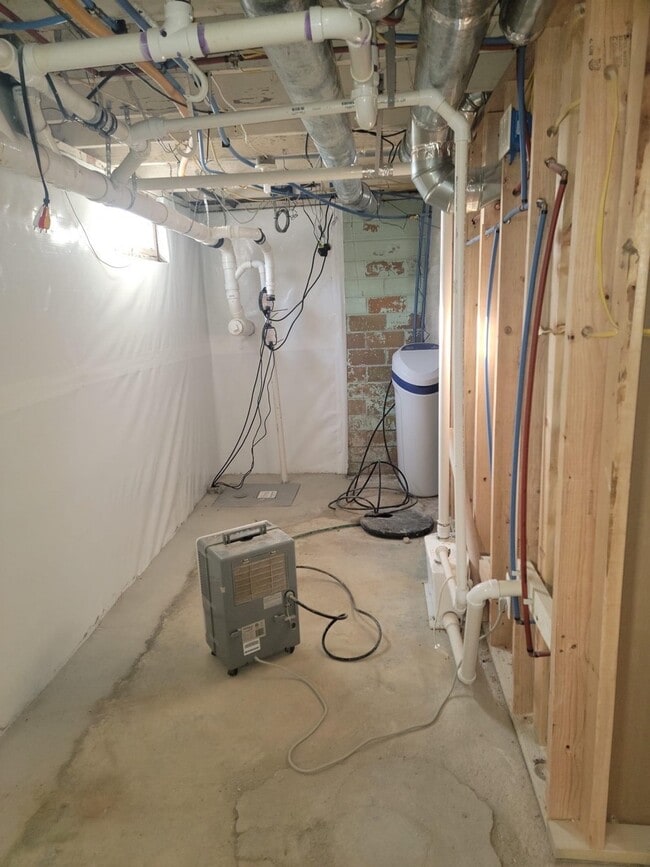 Building Photo - 22659 Old Hwy 169