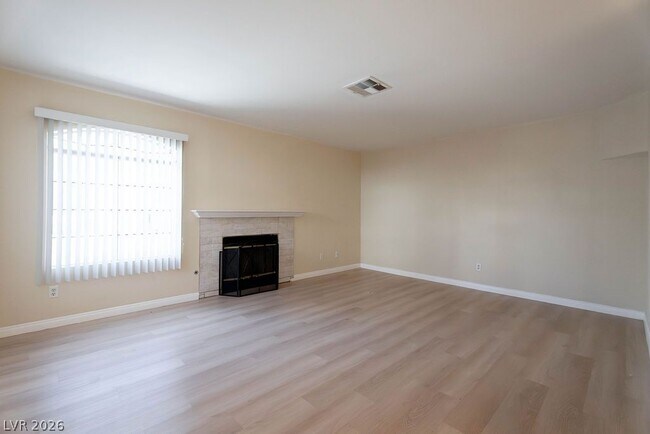 Building Photo - 8217 Diamond Star Ct