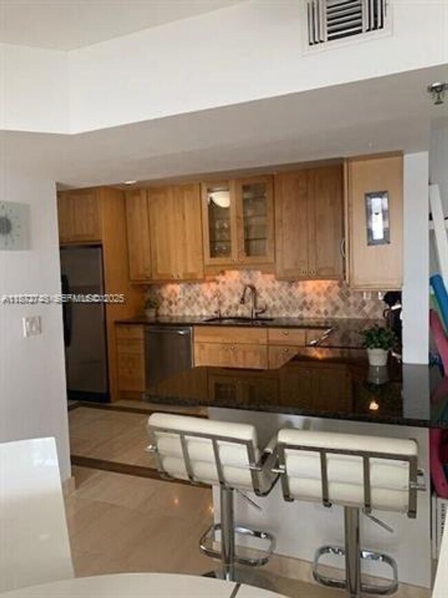 Building Photo - 9341 Collins Ave