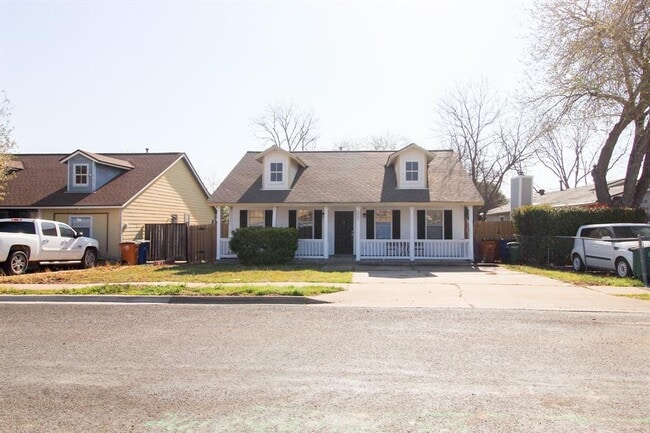 Building Photo - 6907 Stonleigh Pl